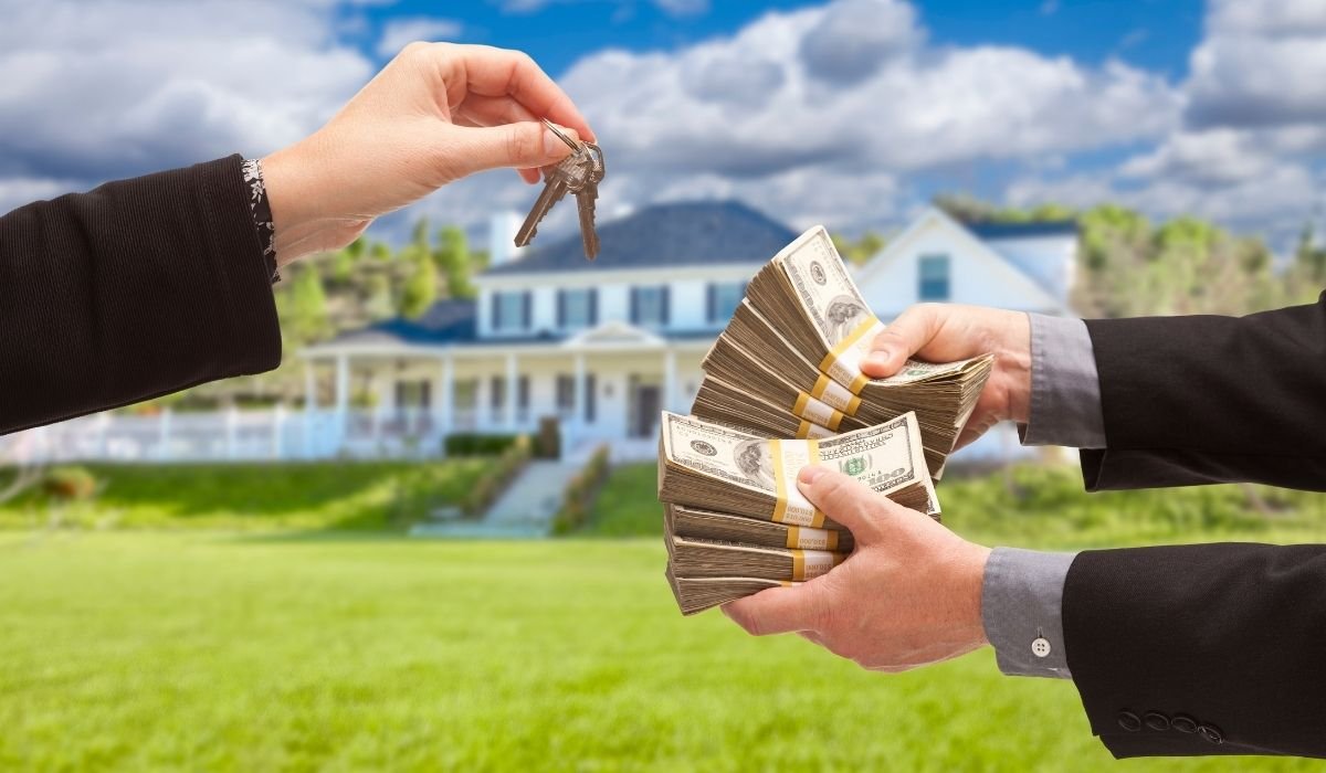 How Much Do Real Estate Agents Make a Year